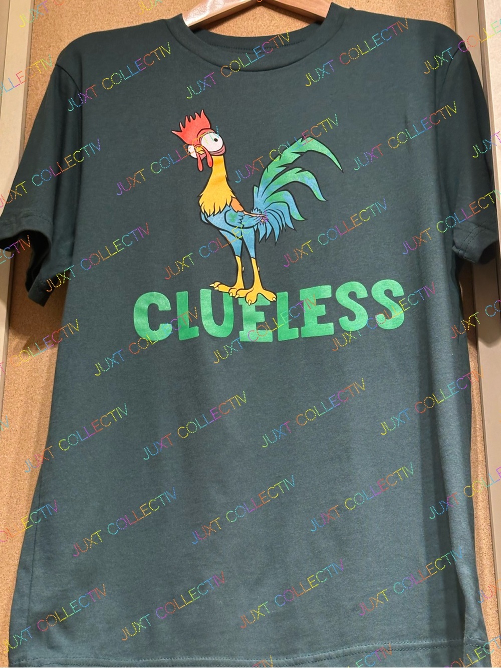 NWT Disneyland Moana Hei Hei Clueless T-Shirt